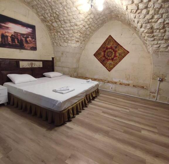 اتاق استاندارد, Joselin