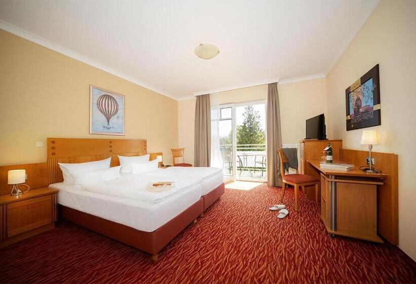 חדר סטנדרט עם מרפסת, Strandpalais Prinz Von Preussen   Anbau Vom Strandhotel Preussenhof