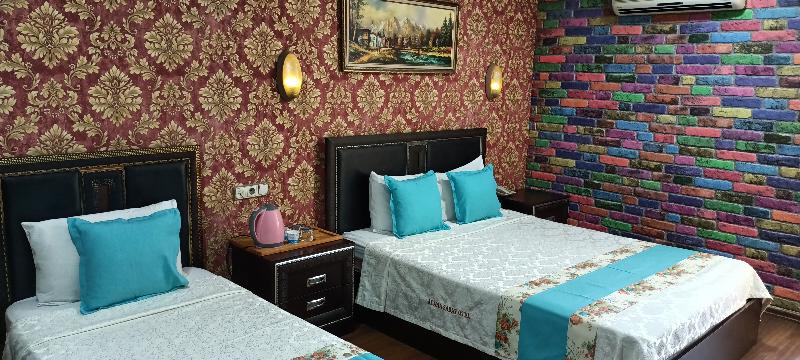 اتاق استاندارد سه نفره, Adana Saray