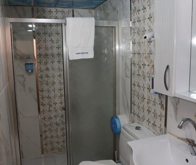 اتاق استاندارد چهار تخته, Adana Saray