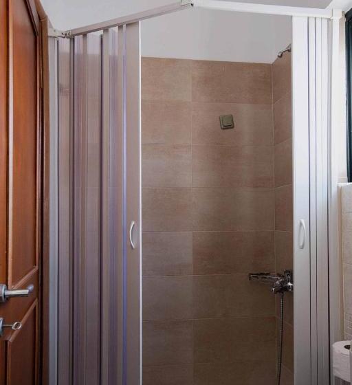 Studio Standard avec Balcon, Arocaria Apartments