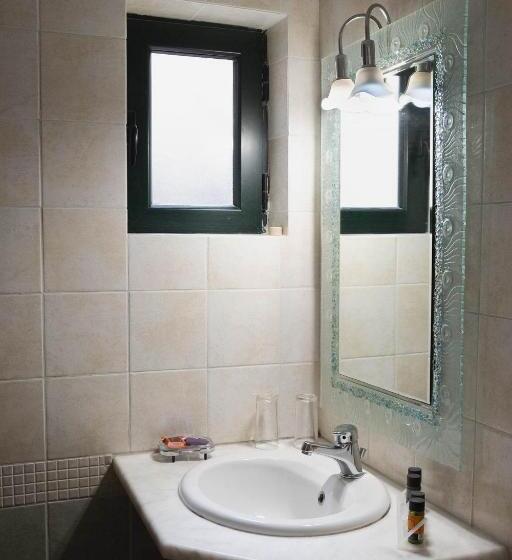 Studio Standard avec Balcon, Arocaria Apartments