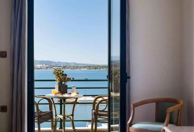اتاق استاندارد با چشم‌انداز دریا, Arocaria Apartments