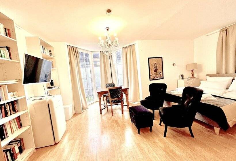 Номер Комфорт, Villa Orchard Frankfurt