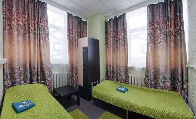 エコノミールーム, Express Hotel & Hostel