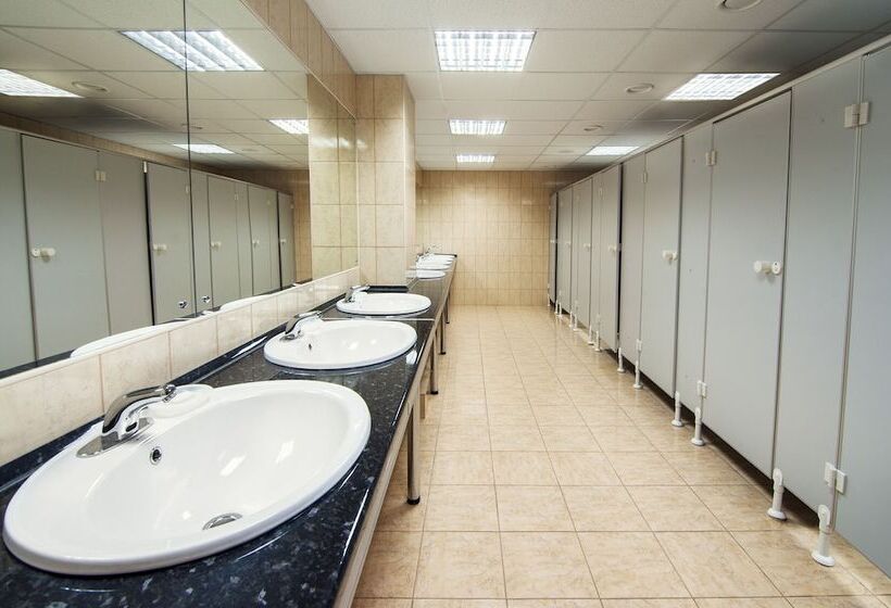 经济房, Express Hotel & Hostel