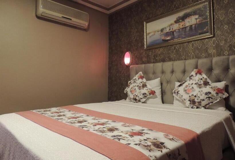 اتاق استاندارد, Adana Saray