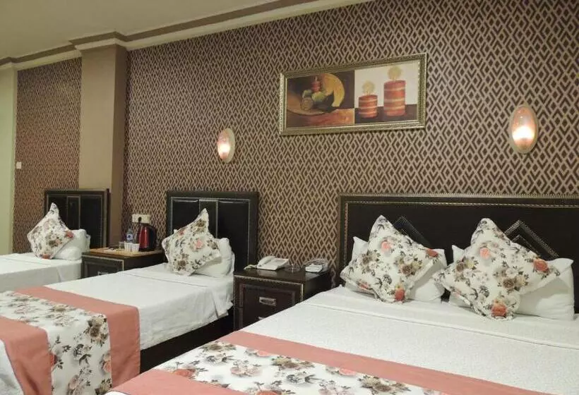 اتاق استاندارد سه نفره, Adana Saray