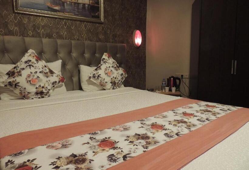 اتاق استاندارد یک نفره, Adana Saray