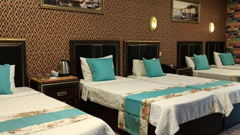 اتاق خانوادگی, Adana Saray