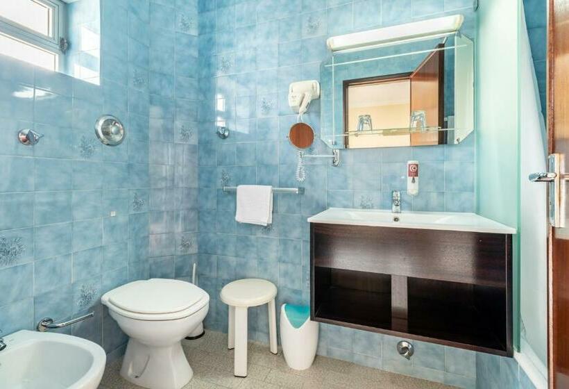 חדר דלוקס, Colmeia