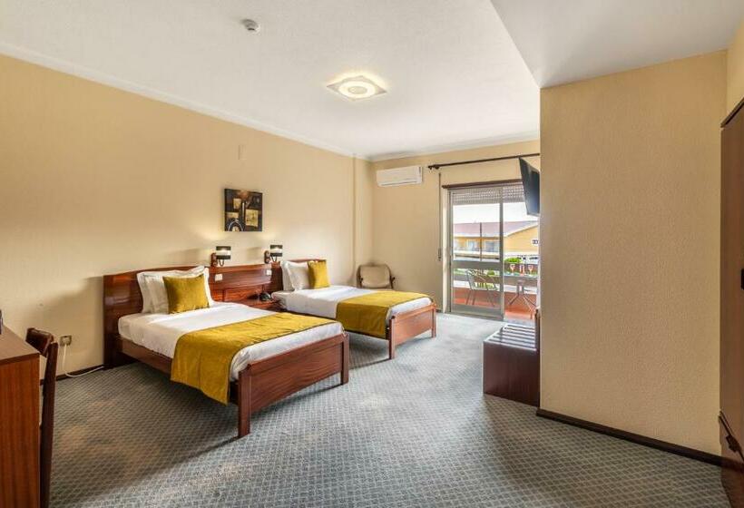 חדר דלוקס, Colmeia