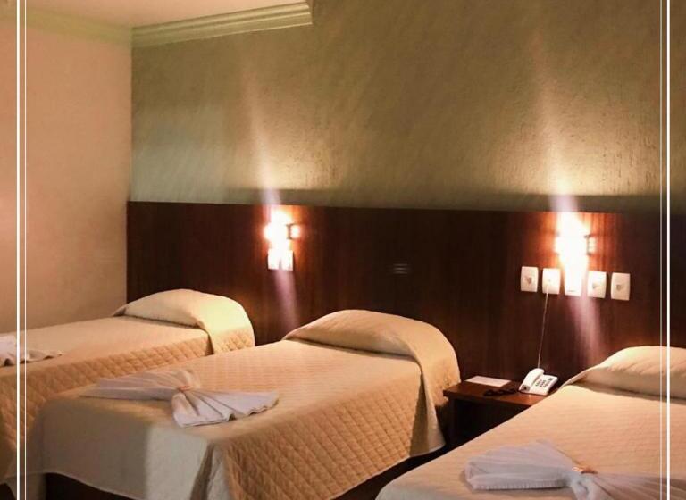 غرفة قياسية ثلاثية, Esplanada Palace