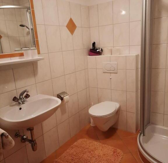 Апартаменты 3 Спальни, Haus Gmahblick Ferienwonungen