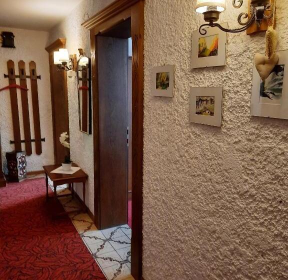 Апартаменты 3 Спальни, Haus Gmahblick Ferienwonungen