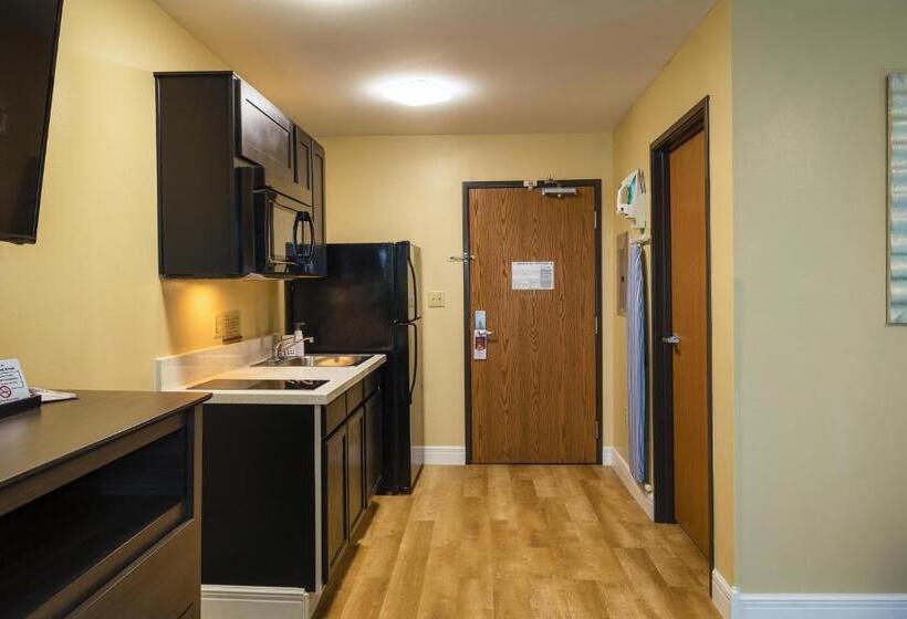 身障者適用スタンダードルーム, Hawthorn Extended Stay By Wyndham Saint Robert