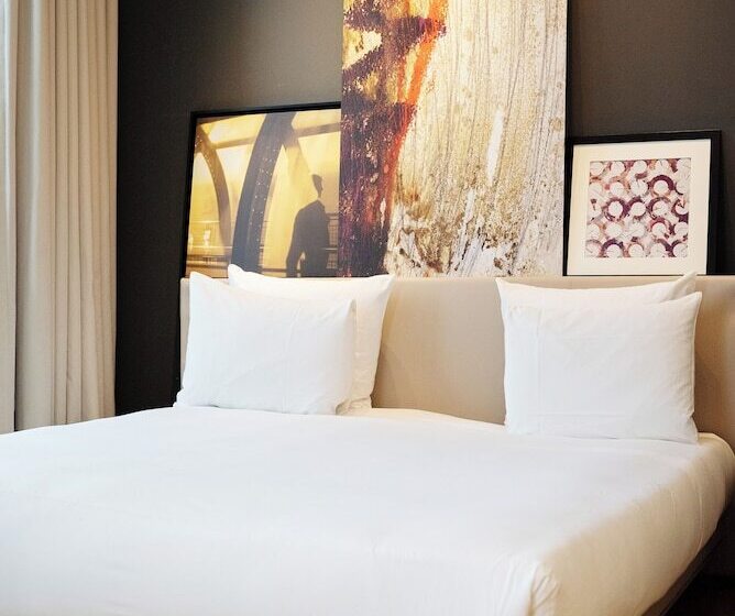 اتاق کلاسیک, Le Cinq Codet