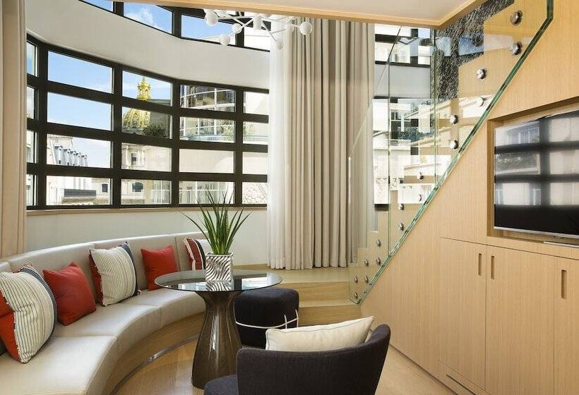 سوییت دوبلکس, Le Cinq Codet