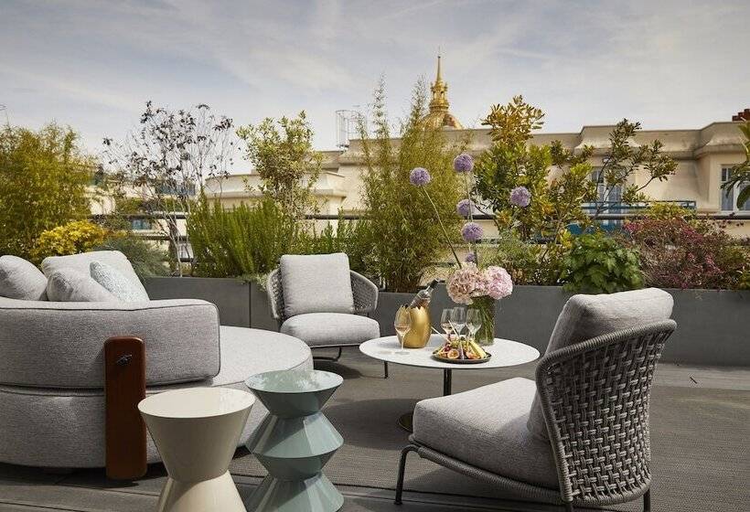 Suite with Terrace, Le Cinq Codet