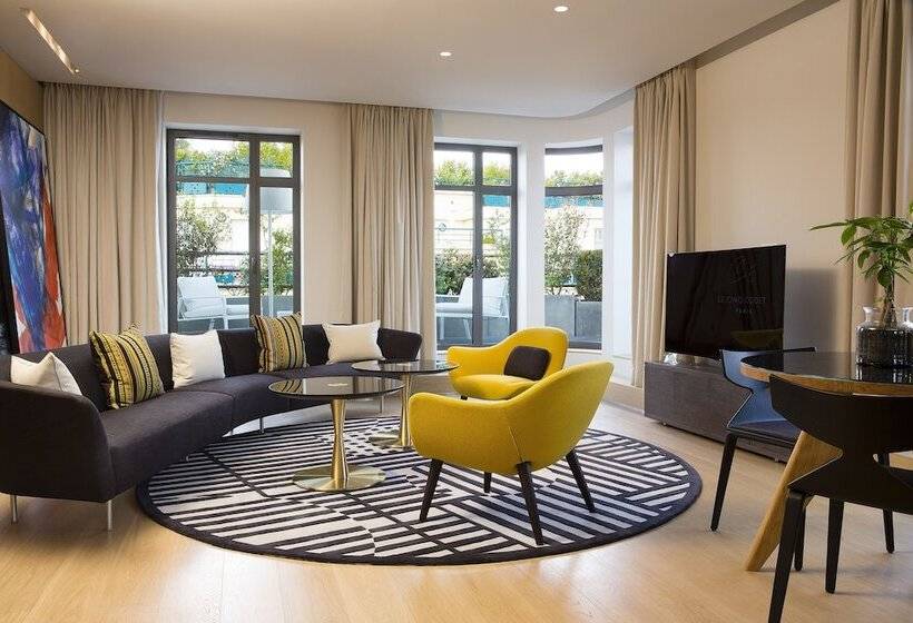 Suite with Terrace, Le Cinq Codet