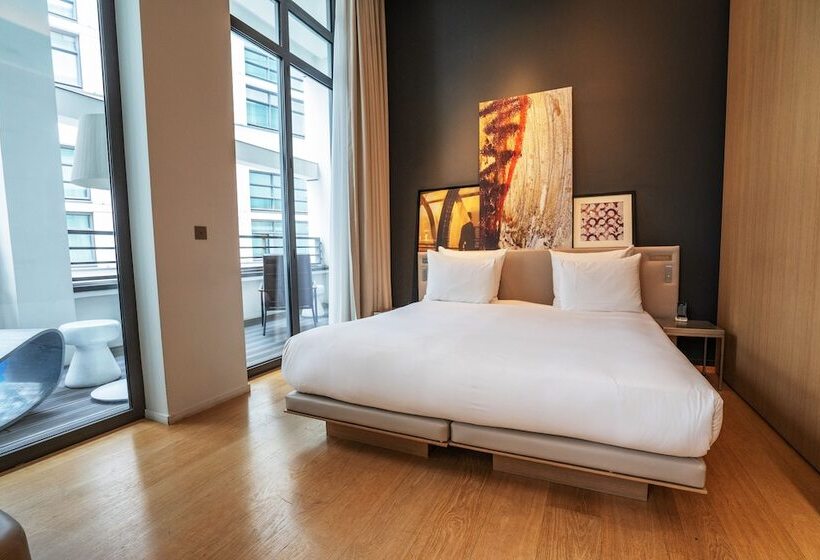 سوئیت جونیور با تراس, Le Cinq Codet