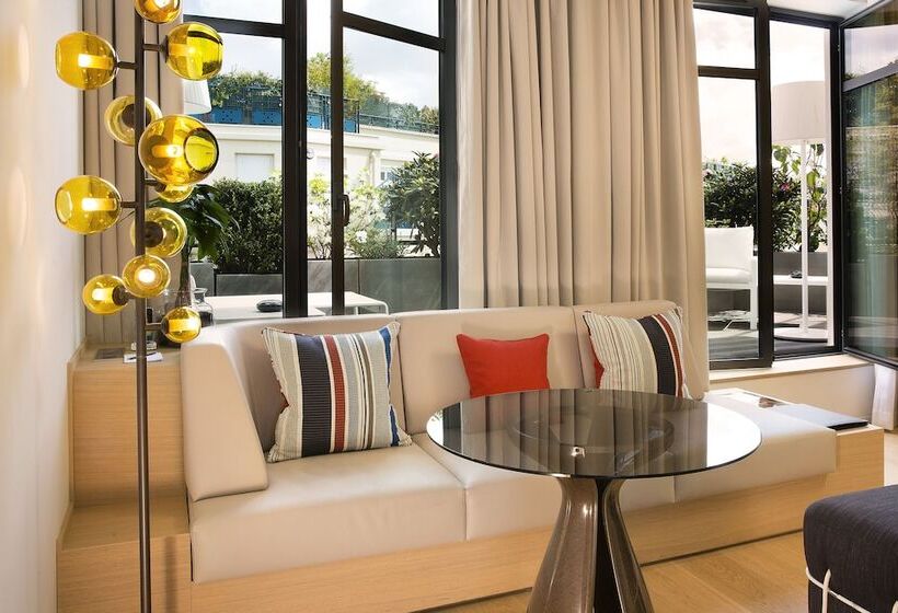 Suite with Terrace, Le Cinq Codet