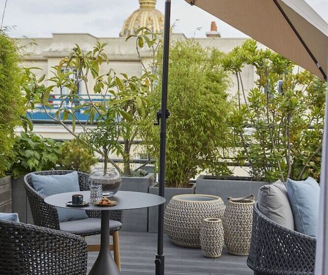 Suite with Terrace, Le Cinq Codet