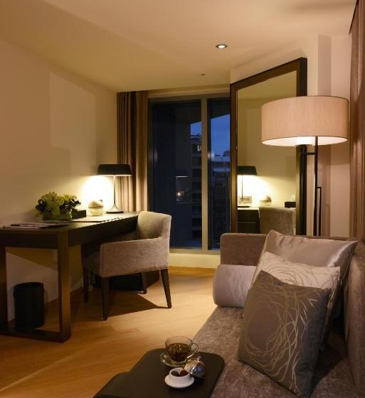 اتاق لوکس, Madison Taipei