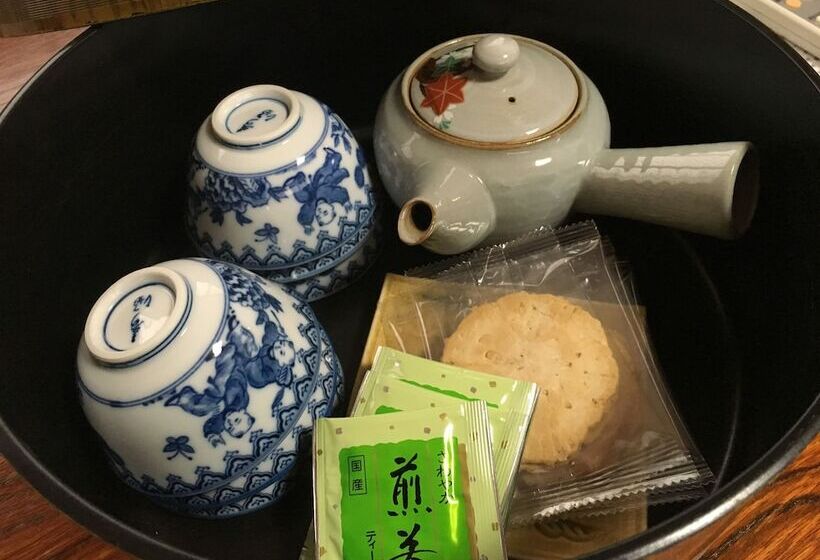 Номер Стандарт, Minshuku Kuwataniya