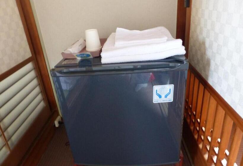 Номер Стандарт, Minshuku Kuwataniya