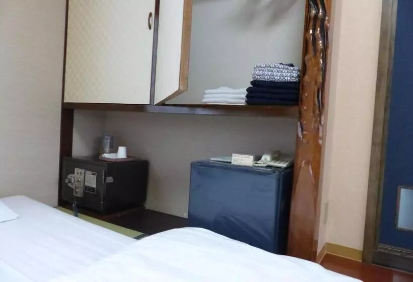 ファミリールーム, Minshuku Kuwataniya