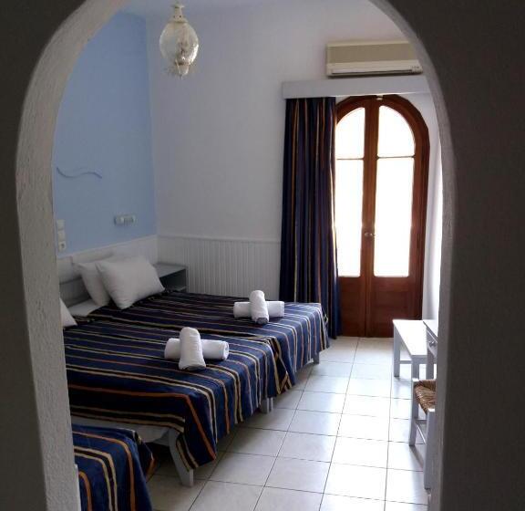 スタンダードトリプルルーム, Naiades Almiros River