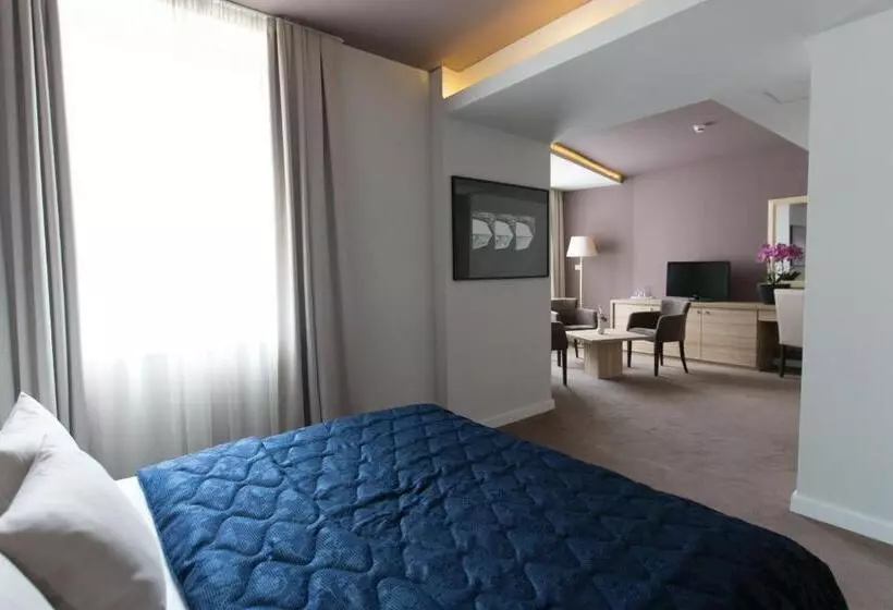 اتاق خانوادگی, New City Hotel & Restaurant Niš