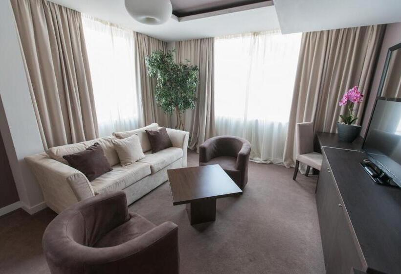 غرفة عائلية, New City Hotel & Restaurant Niš