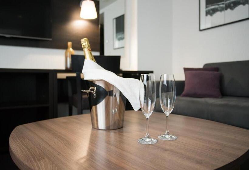 شقة ديلوكس غرفة واحدة, New City Hotel & Restaurant Niš