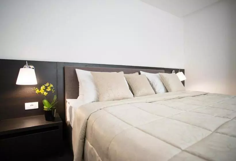 آپارتمان لوکس 1 خوابه, New City Hotel & Restaurant Niš