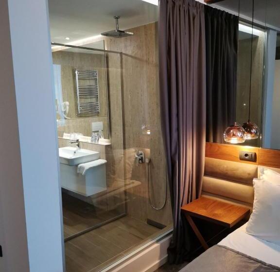 غرفة ديلوكس, New City Hotel & Restaurant Niš