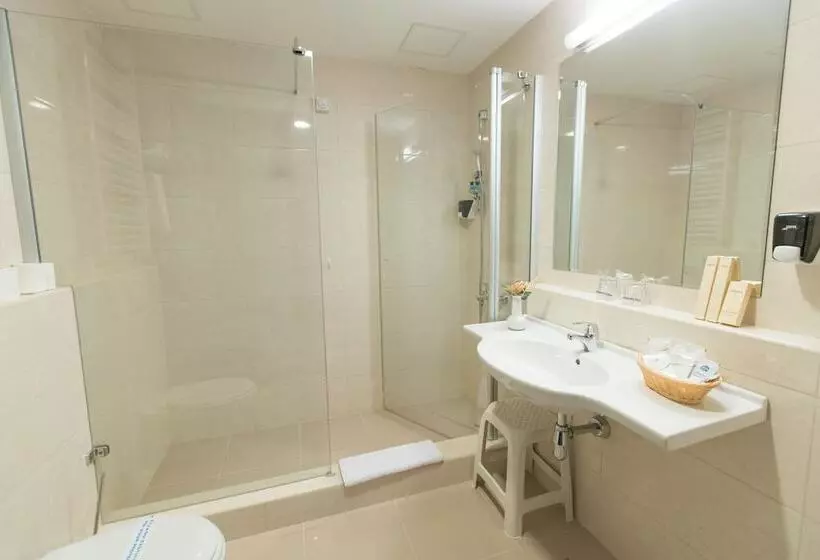 اتاق خانوادگی, New City Hotel & Restaurant Niš