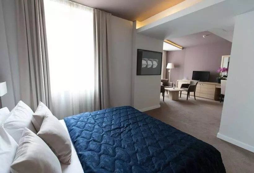 اتاق خانوادگی, New City Hotel & Restaurant Niš