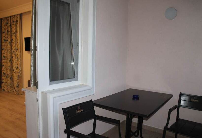 חדר סטנדרט, Nonstop