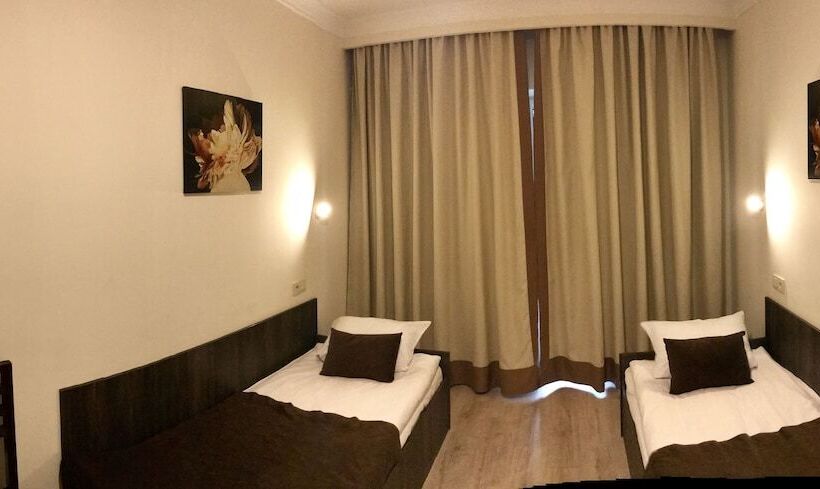 חדר סטנדרט, Nonstop