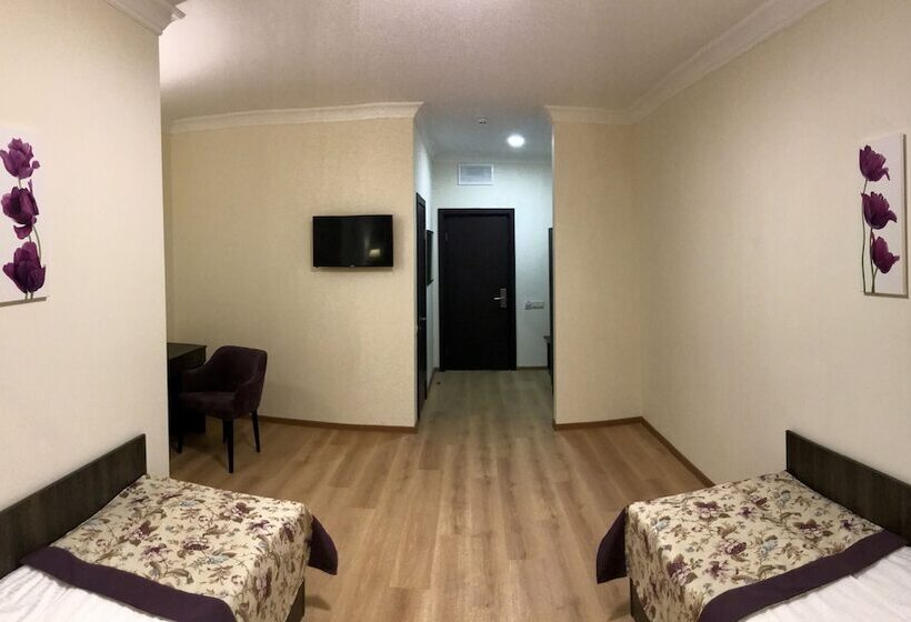 חדר סטנדרט, Nonstop