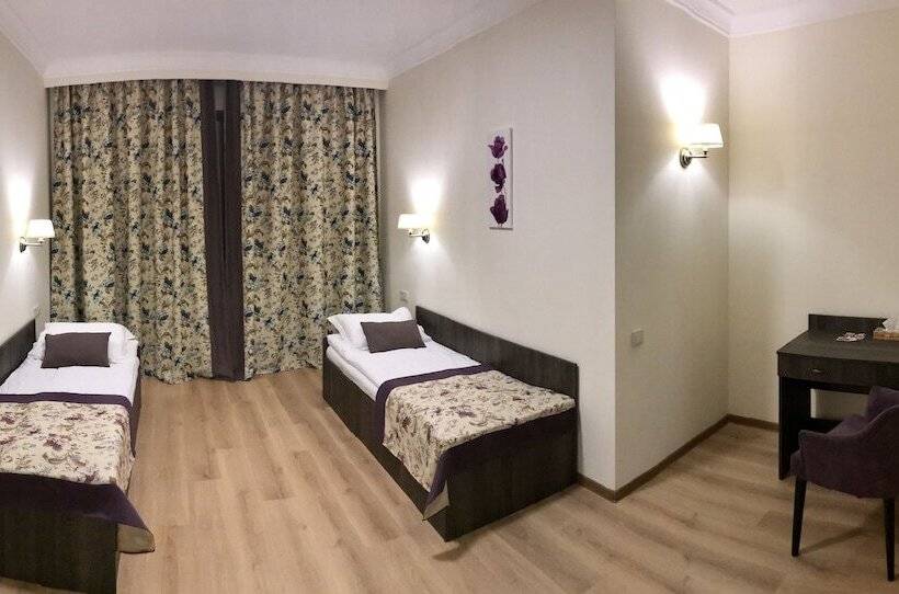 חדר סטנדרט, Nonstop