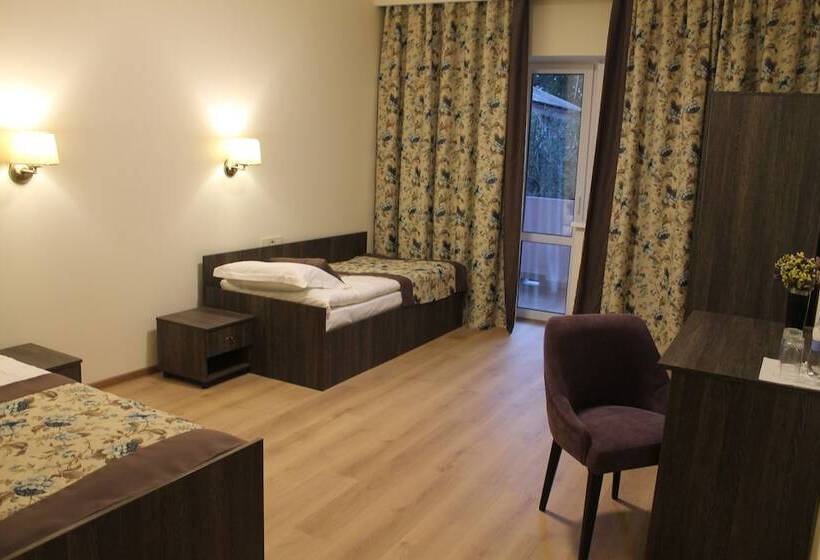 חדר סטנדרט, Nonstop