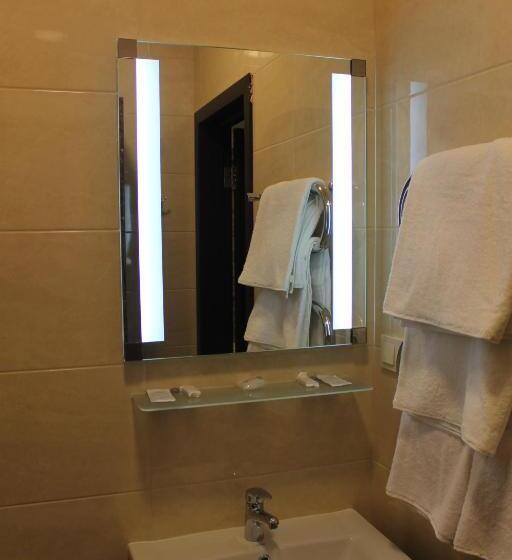 סוויטת ג'וניור נוף לגינה, Nonstop