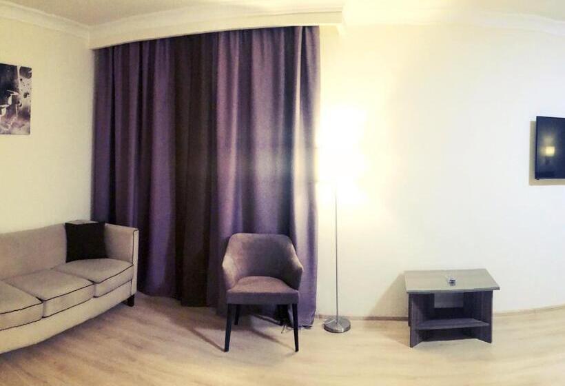 סוויטה משפחתית 2 חדרי שינה, Nonstop