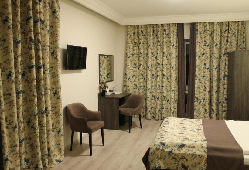 סוויטת ג'וניור נוף לגינה, Nonstop