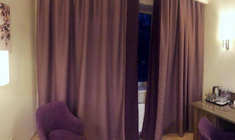 סוויטה משפחתית 2 חדרי שינה, Nonstop