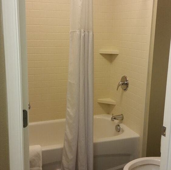 장애인을 위한 스위트, Staybridge Suites North Jacksonville, An Ihg