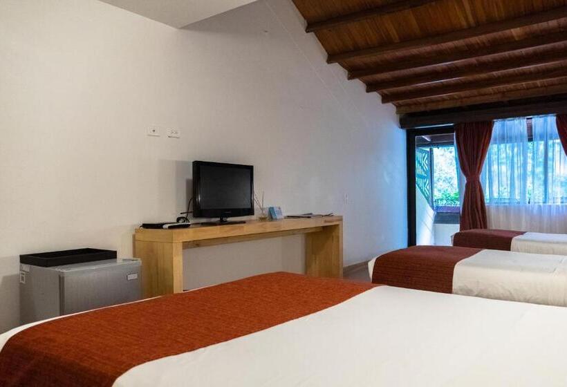 스탠다드 트리플 발코니 룸, Termales Santa Rosa De Cabal